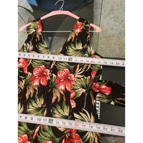Expo Black Floral Hibiscus V-Neck Sleeveless Front Button Jumpsuit Size 10 - Picture 7 of 13